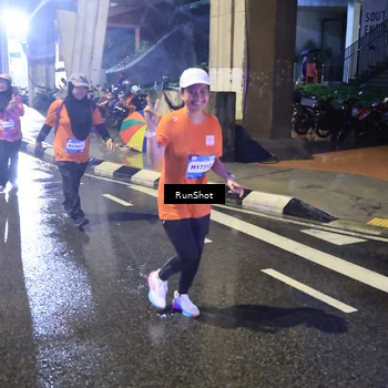 Runner Photo 7924555