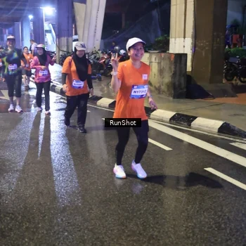 Runner Photo 7924562