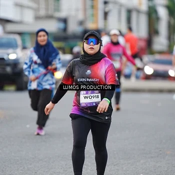 Runner Photo 7924600