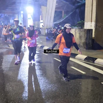 Runner Photo 7924601