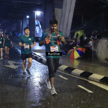 Runner Photo 7924611