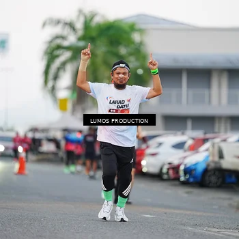 Runner Photo 7924671