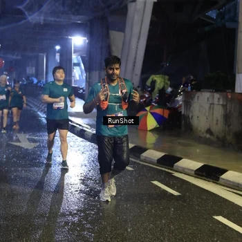 Runner Photo 7924699