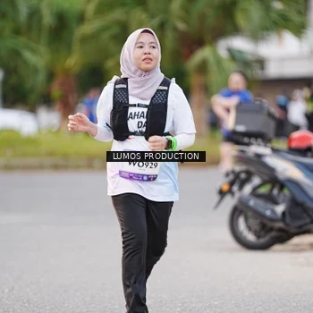 Runner Photo 7924702