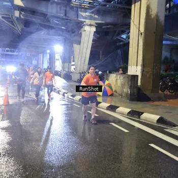 Runner Photo 7924711