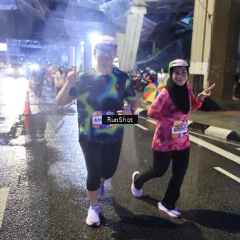 Runner Photo 7924712
