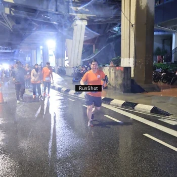 Runner Photo 7924727