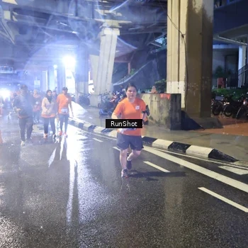 Runner Photo 7924729