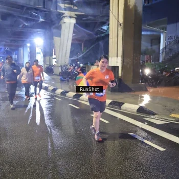 Runner Photo 7924742