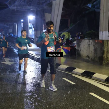 Runner Photo 7924744
