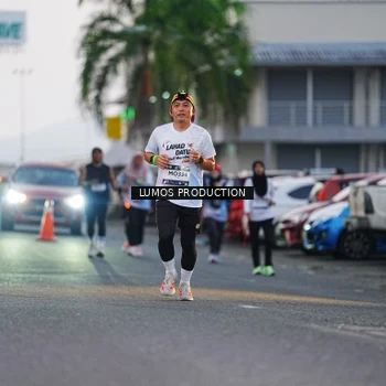 Runner Photo 7924745
