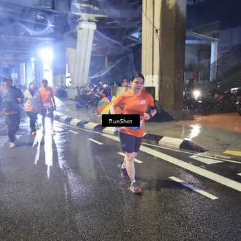 Runner Photo 7924747