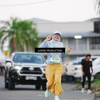 Runner Photo 7924750