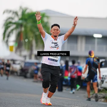 Runner Photo 7924754