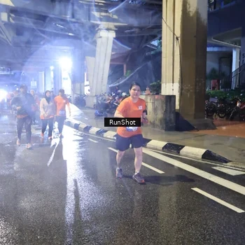 Runner Photo 7924758