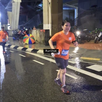 Runner Photo 7924764
