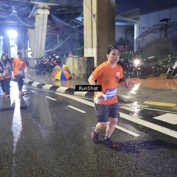 Runner Photo 7924765