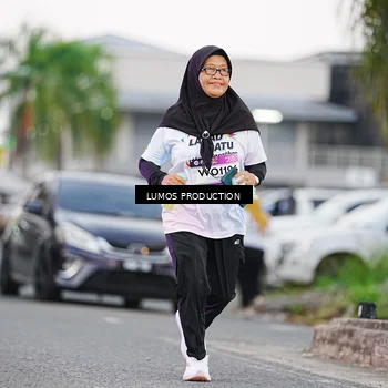 Runner Photo 7924768