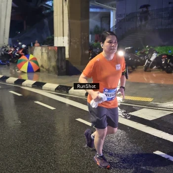 Runner Photo 7924769