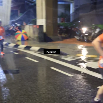 Runner Photo 7924792