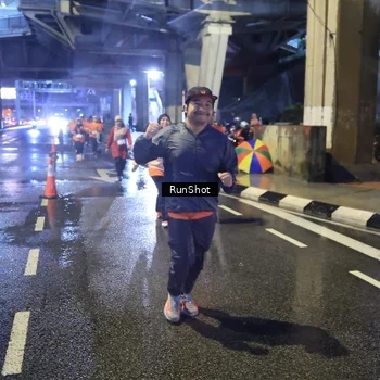 Runner Photo 7924803