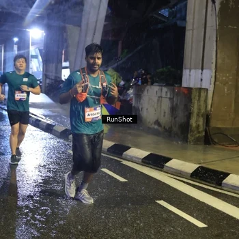 Runner Photo 7924806