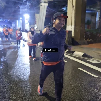 Runner Photo 7924824