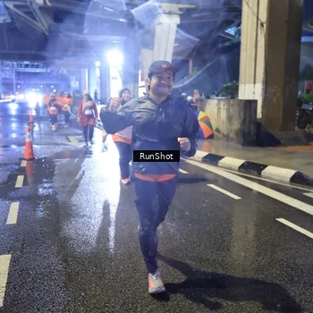 Runner Photo 7924833