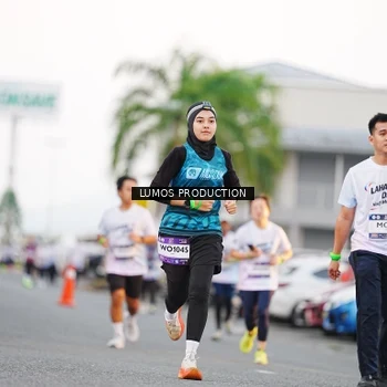 Runner Photo 7924835