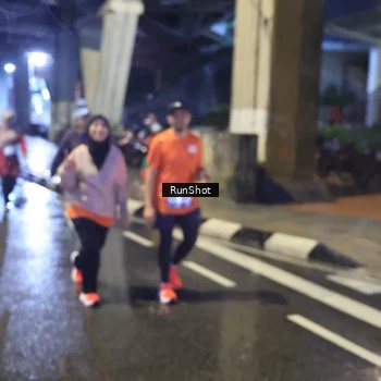 Runner Photo 7924840