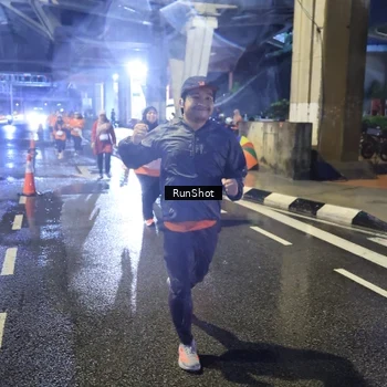 Runner Photo 7924841