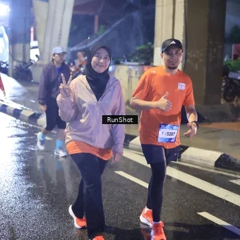 Runner Photo 7924857