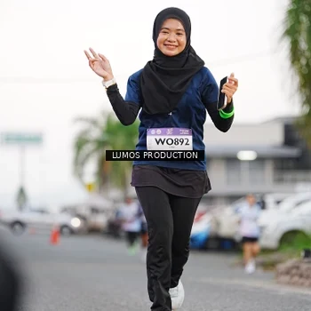 Runner Photo 7924859