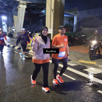 Runner Photo 7924875