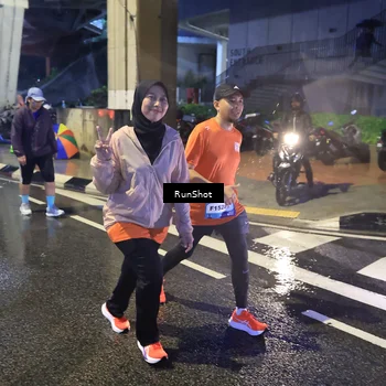 Runner Photo 7924891