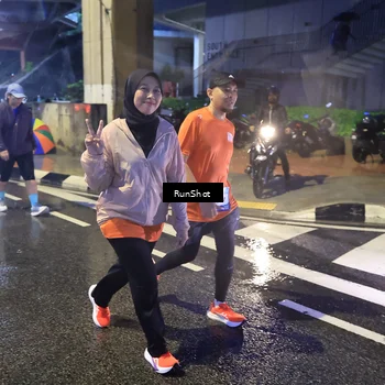 Runner Photo 7924895