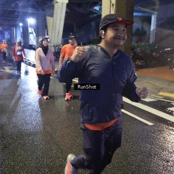 Runner Photo 7924899