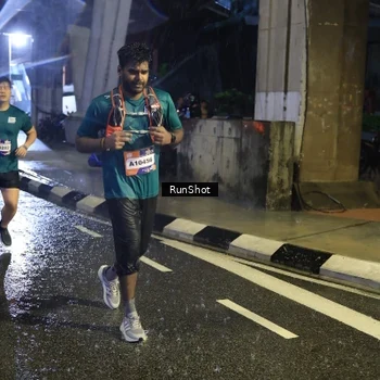 Runner Photo 7924901