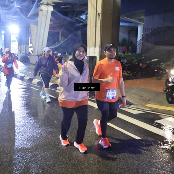 Runner Photo 7924903
