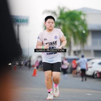 Runner Photo 7924934