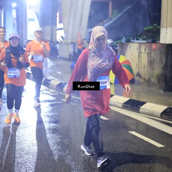 Runner Photo 7924951