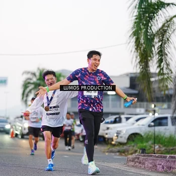 Runner Photo 7924978