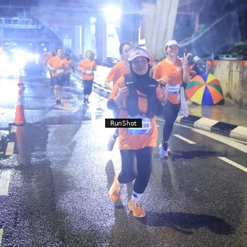 Runner Photo 7924981