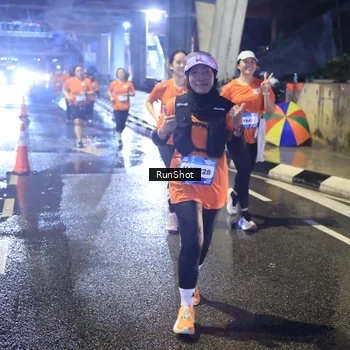 Runner Photo 7924987