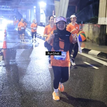 Runner Photo 7924996