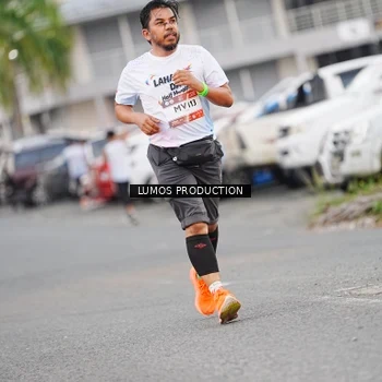 Runner Photo 7924997