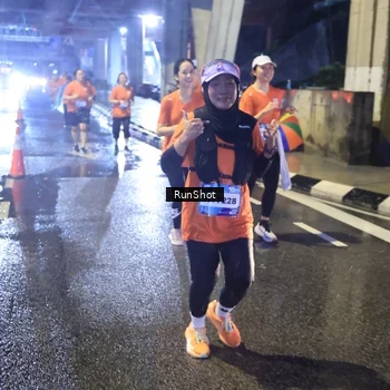 Runner Photo 7924998