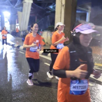 Runner Photo 7925014