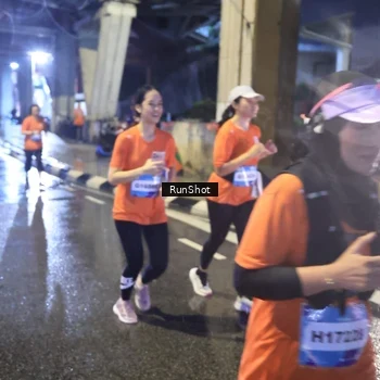 Runner Photo 7925015