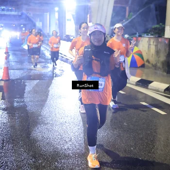 Runner Photo 7925021